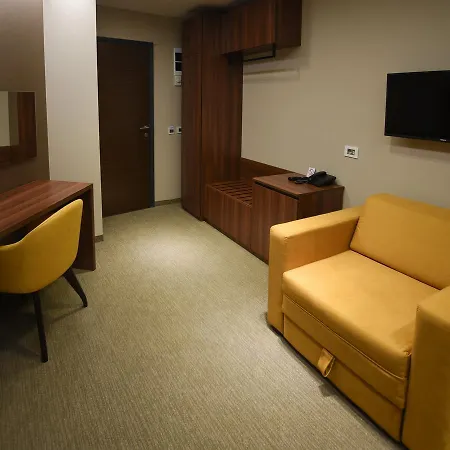 Ideo Lux Hotel 3*