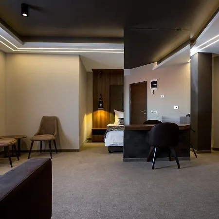 Ideo Lux Hotel Ni