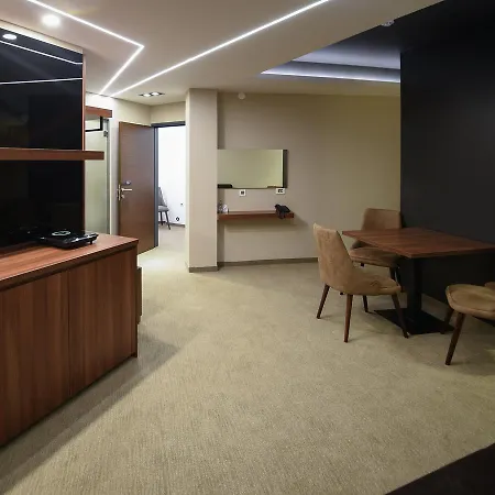 Ideo Lux Hotel 3*