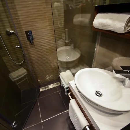 Ideo Lux Ni