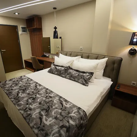 Ideo Lux Hotel
